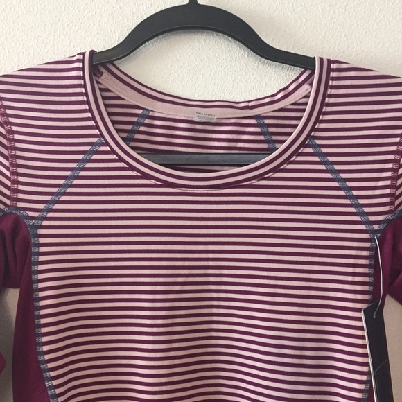 New Roxy Dry flight twilight crew magenta … - Picture 5 of 13